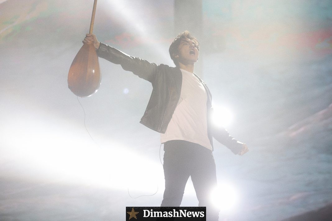Фанаты поделились, почему любят слушать голос Димаша вживую