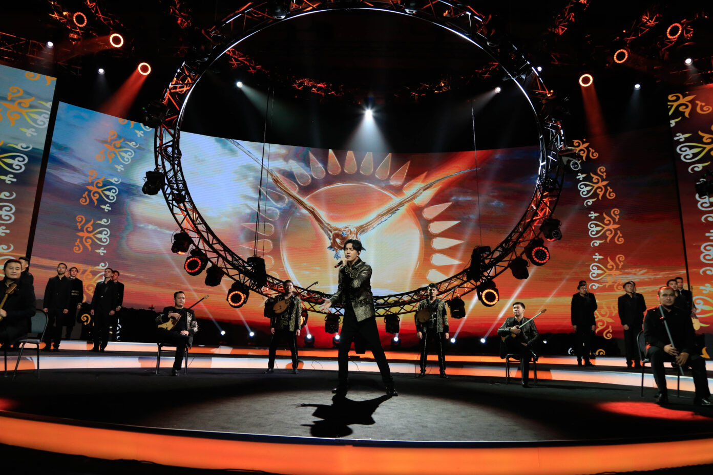 Dimash sang at a concert dedicated to the Independence Day