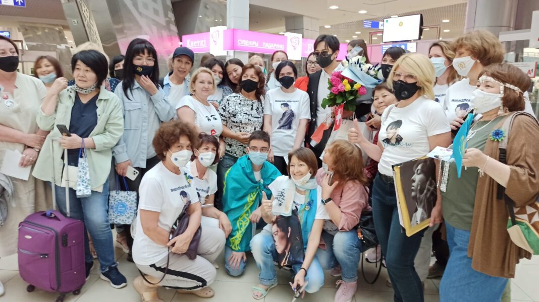 "An incredibly warm atmosphere": Dears met Dimash at the Minsk airport