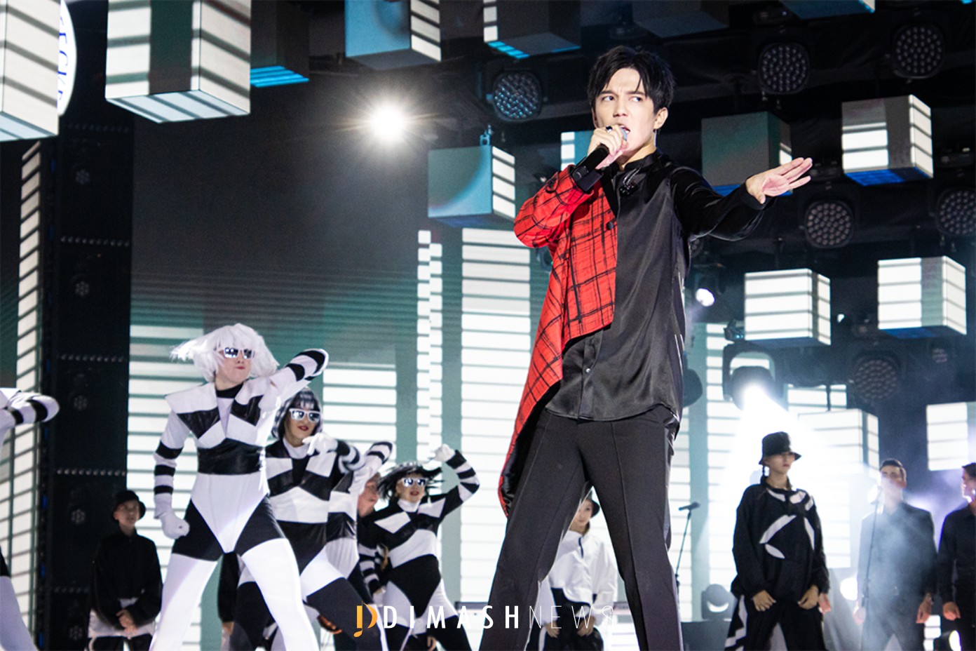 Dimash perfomed at the opening ceremony of the 