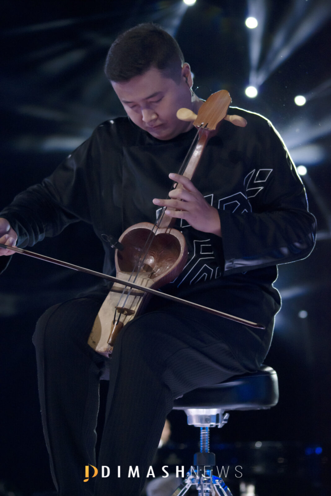 Kobyz the Stranger: Dimash presents a song with a Kazakh folk instrument