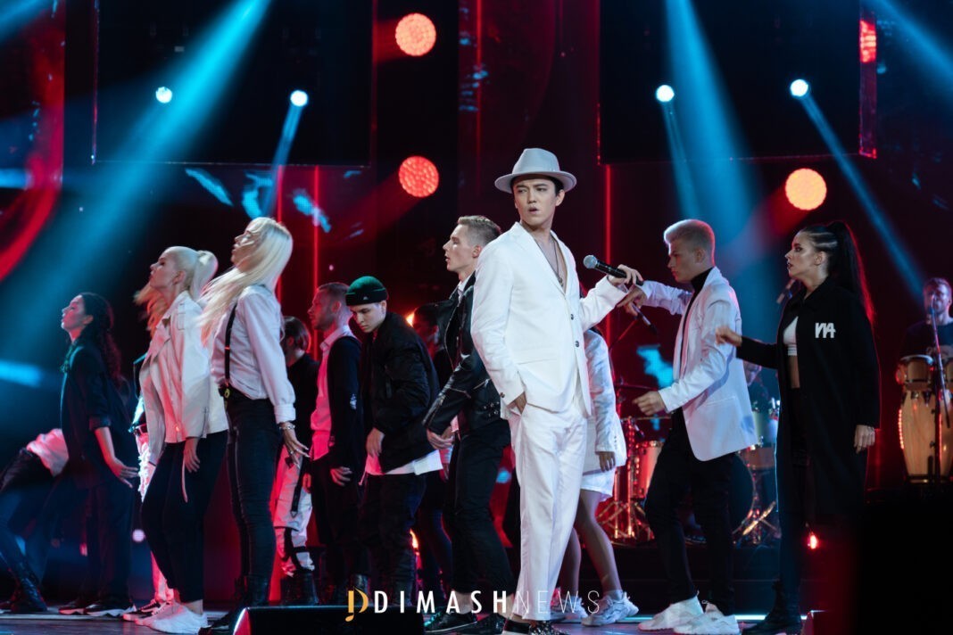 “I will fly away to find my way” - another premiere from Dimash at the New Wave
