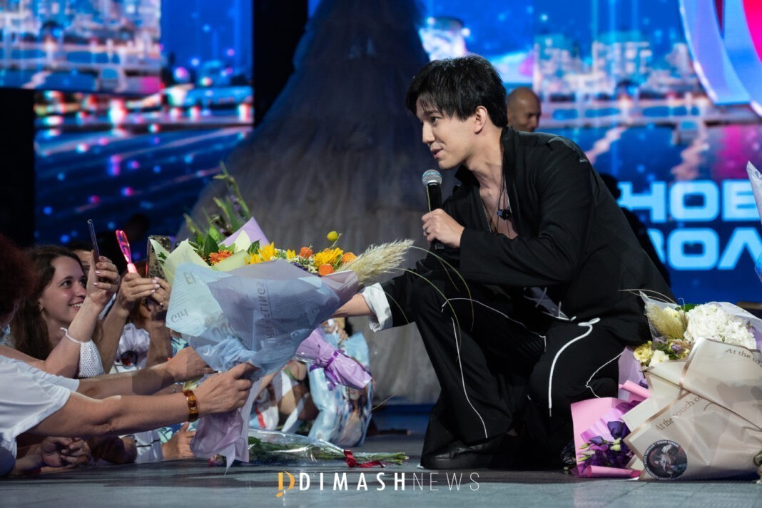 Dimash performed at the opening of New Wave 2021