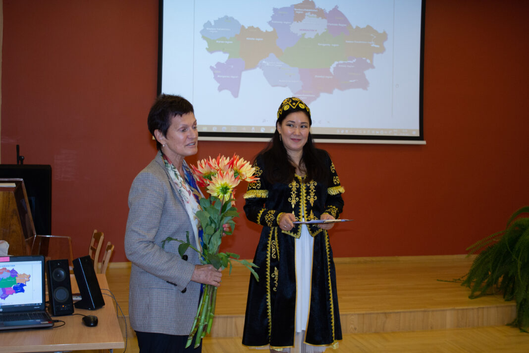 Exhibition "Pearls of Kazakhstan" in Latvia