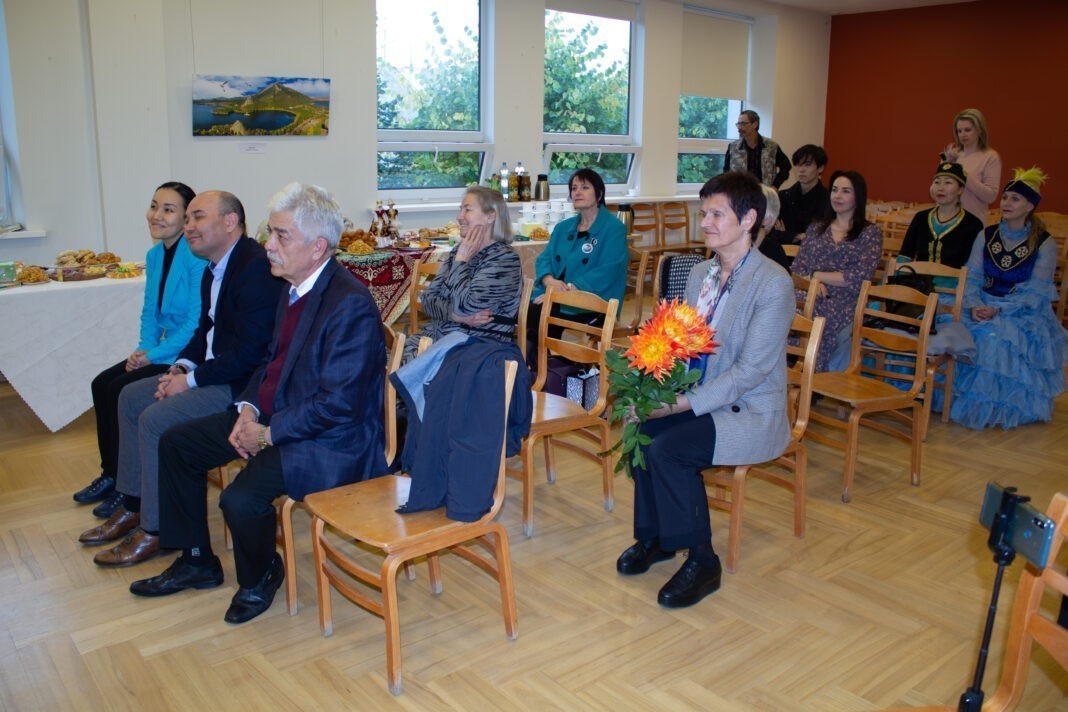 Exhibition "Pearls of Kazakhstan" in Latvia