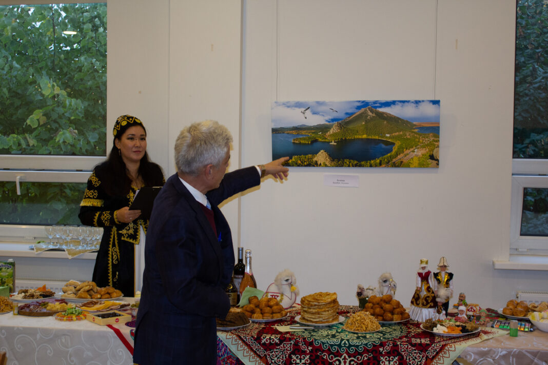 Exhibition "Pearls of Kazakhstan" in Latvia