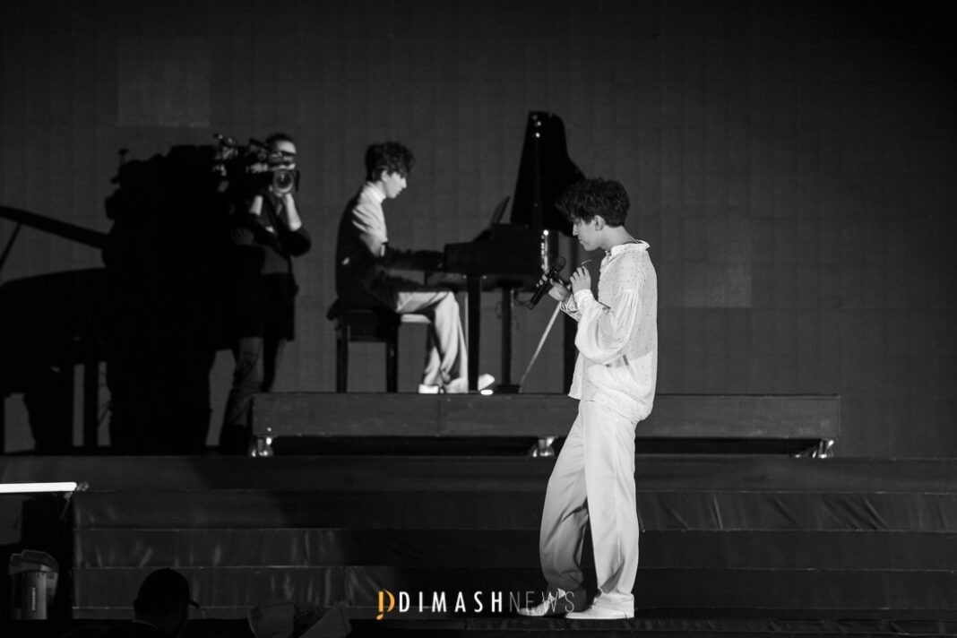 Stranger in Almaty: Dimash's new big show took place in the southern capital