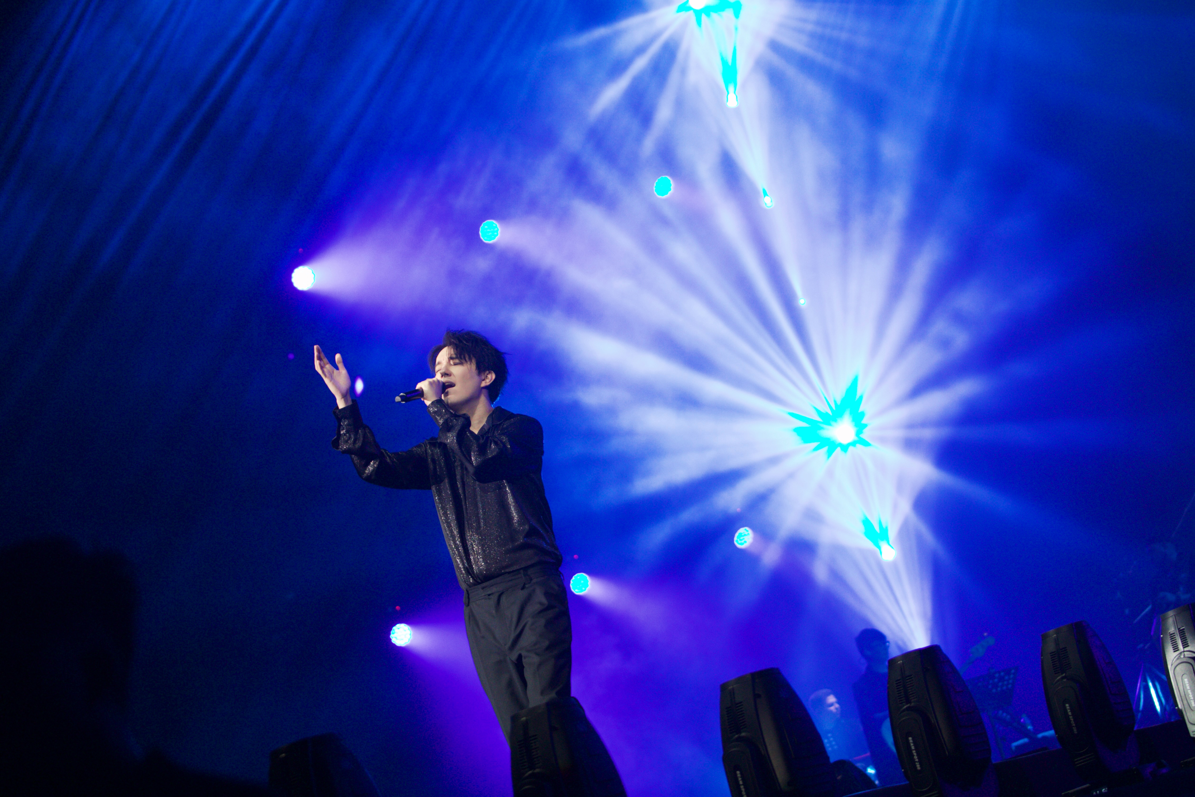 Анам әкемнің порносын соруға рұқсат етті