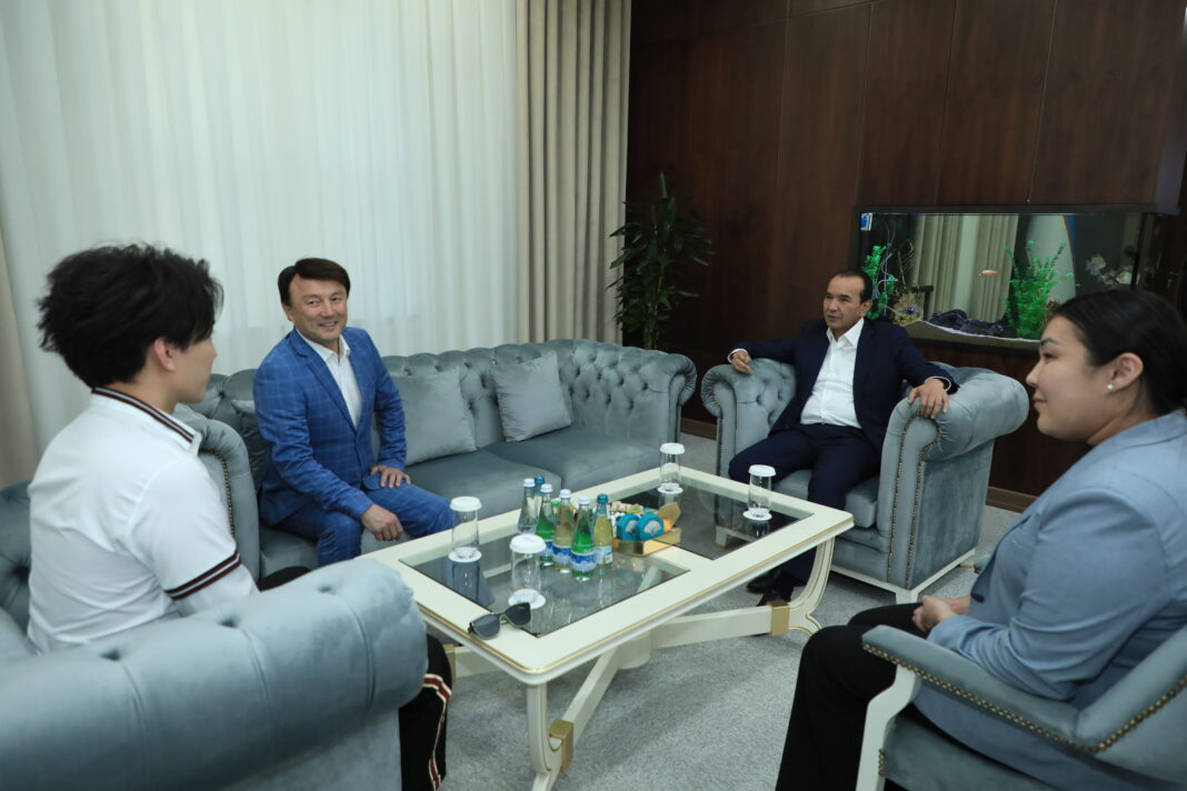 Dimash met with the Minister of Culture and Tourism of Uzbekistan