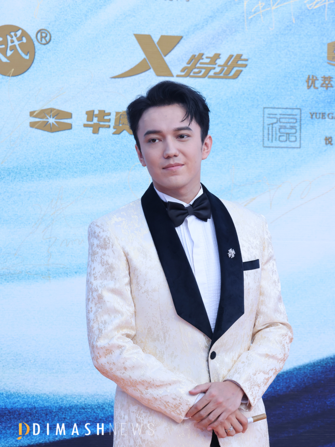 Dimash performed at the closing of the 10th Silk Road International Film Festival