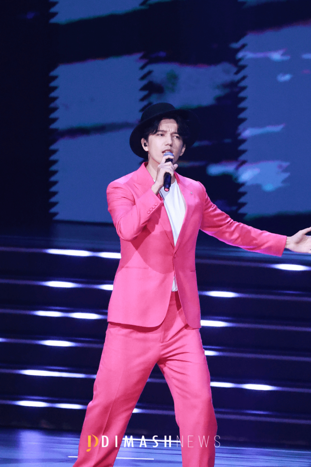 Eternal Memories: a new sound of Dimash's song at Popular Movie Greater Bay Area Concert 2023