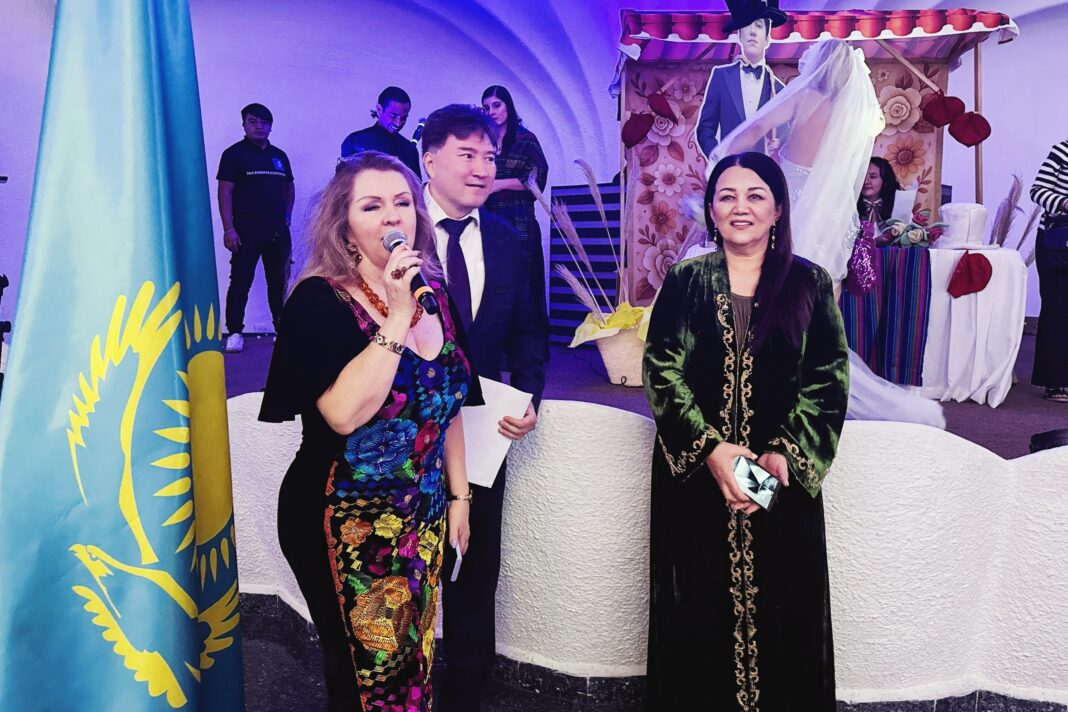 Мексика встретила Dears со всего мира на традиционном pre-party перед концертами Димаша Кудайбергена