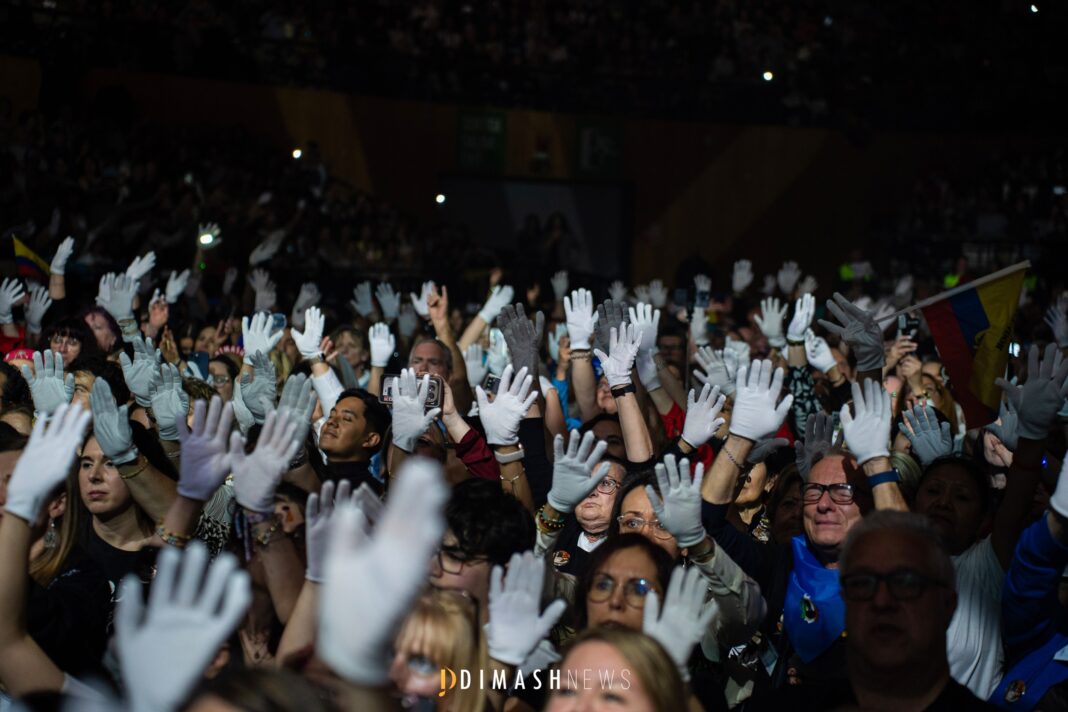 Большой концерт в Барселоне – как прошло первое шоу Димаша Кудайбергена в Испании Большой концерт в Барселоне – как прошло первое шоу Димаша Кудайбергена в Испании