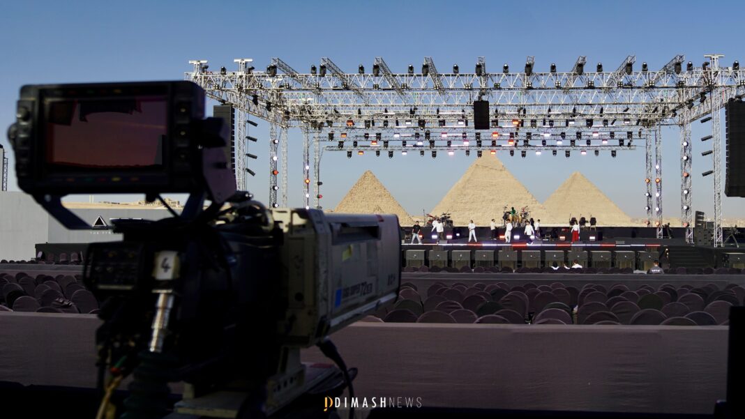 Димаш Кудайберген и его команда прибыли в Египет для участия в фестивале «The Pyramids Echo»