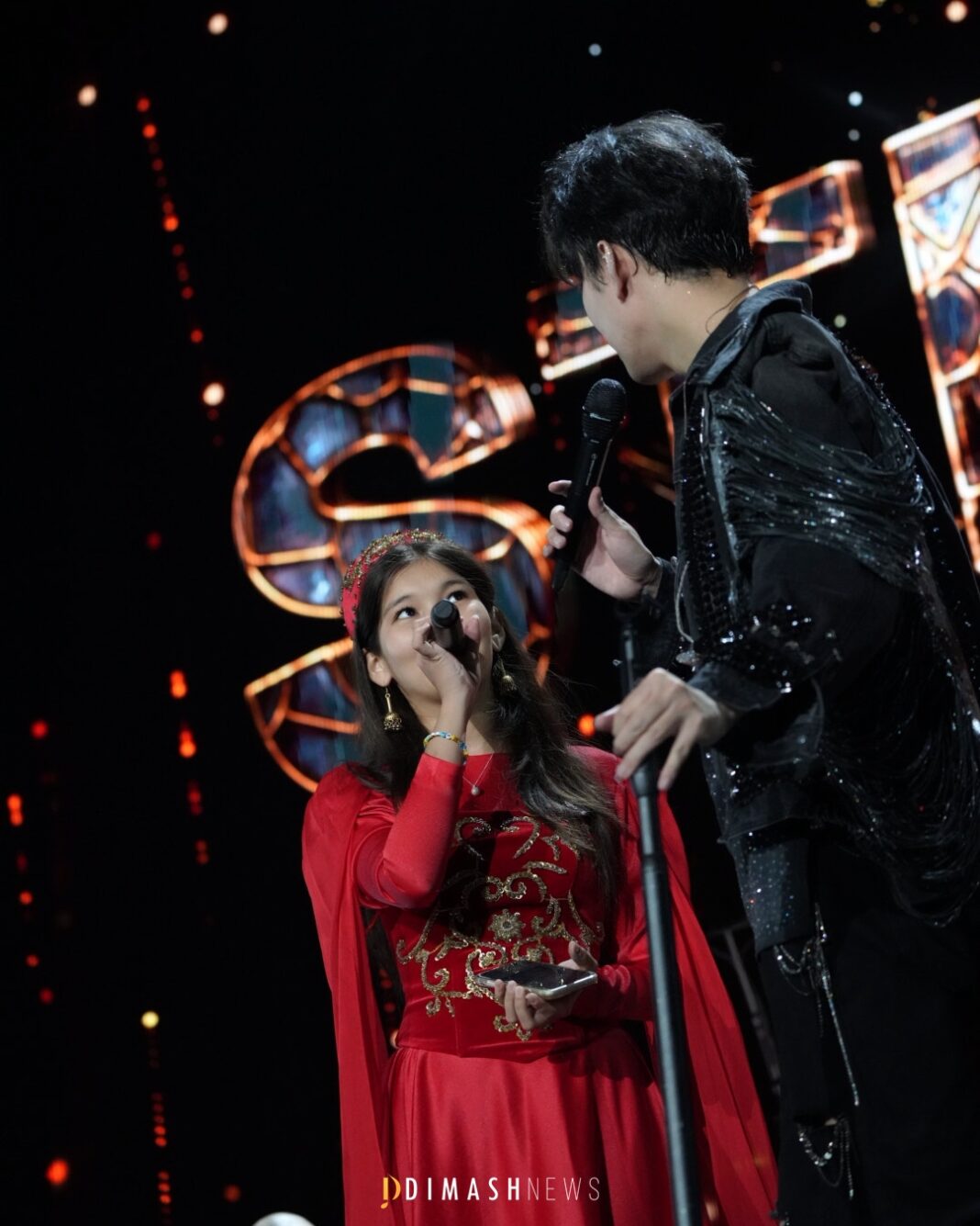 «Как мечты становятся реальностью» - молодая поклонница Димаша выступила на его концерте в Барселоне