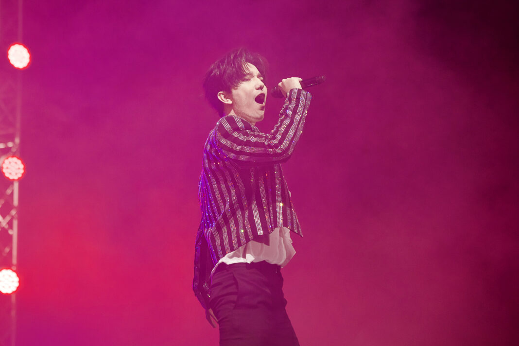 Димаш Кудайберген дал первый сольный концерт в Египте