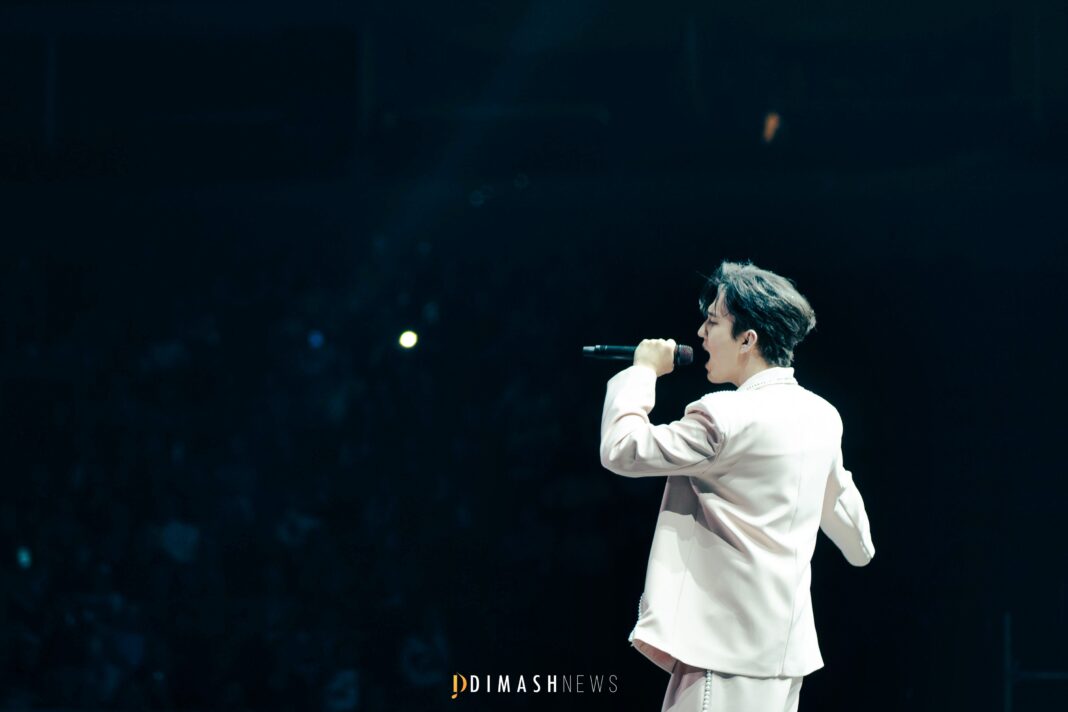 Димаш Кудайберген завершил концертный тур "Stranger" большим шоу в Латвии