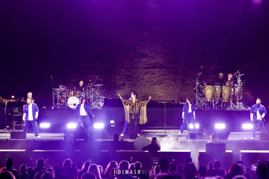 Димаш Кудайберген дал первый сольный концерт в Египте