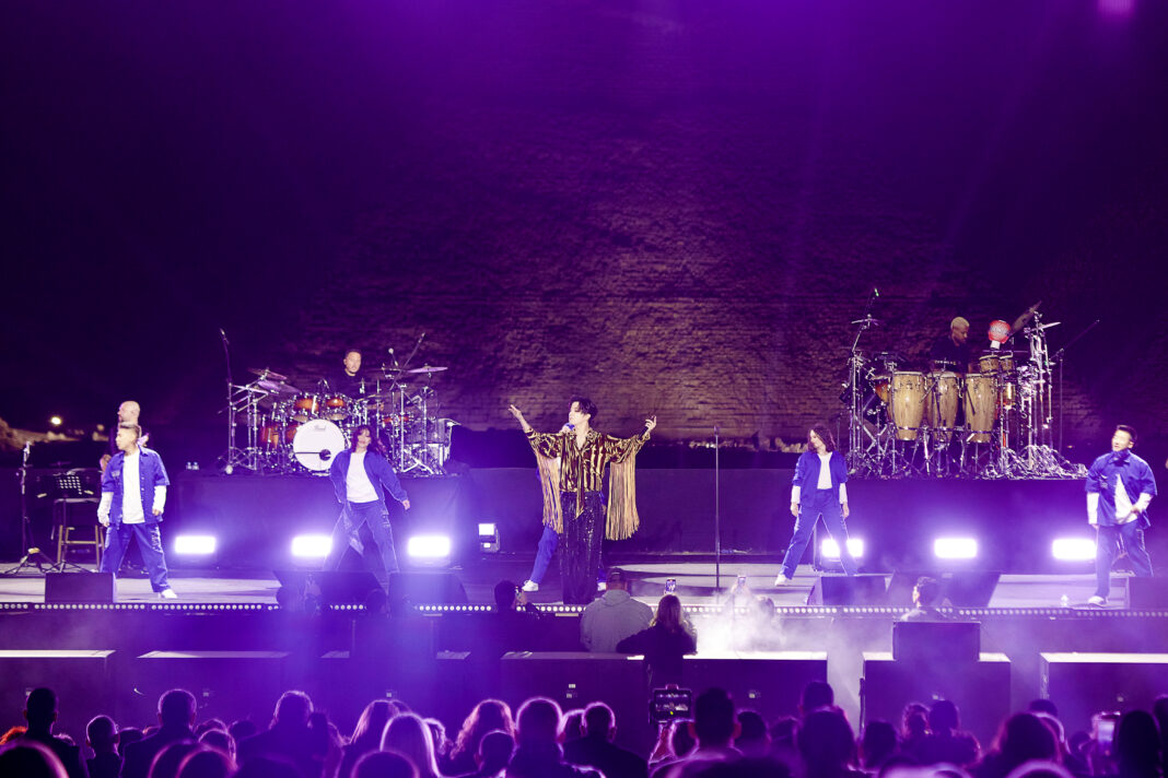 Димаш Кудайберген дал первый сольный концерт в Египте