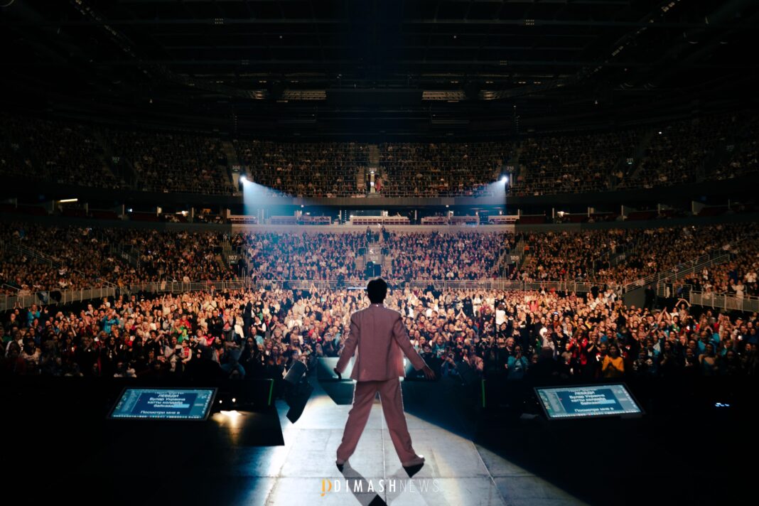 Димаш Кудайберген завершил концертный тур Димаш Кудайберген завершил концертный тур "Stranger" большим шоу в Латвии