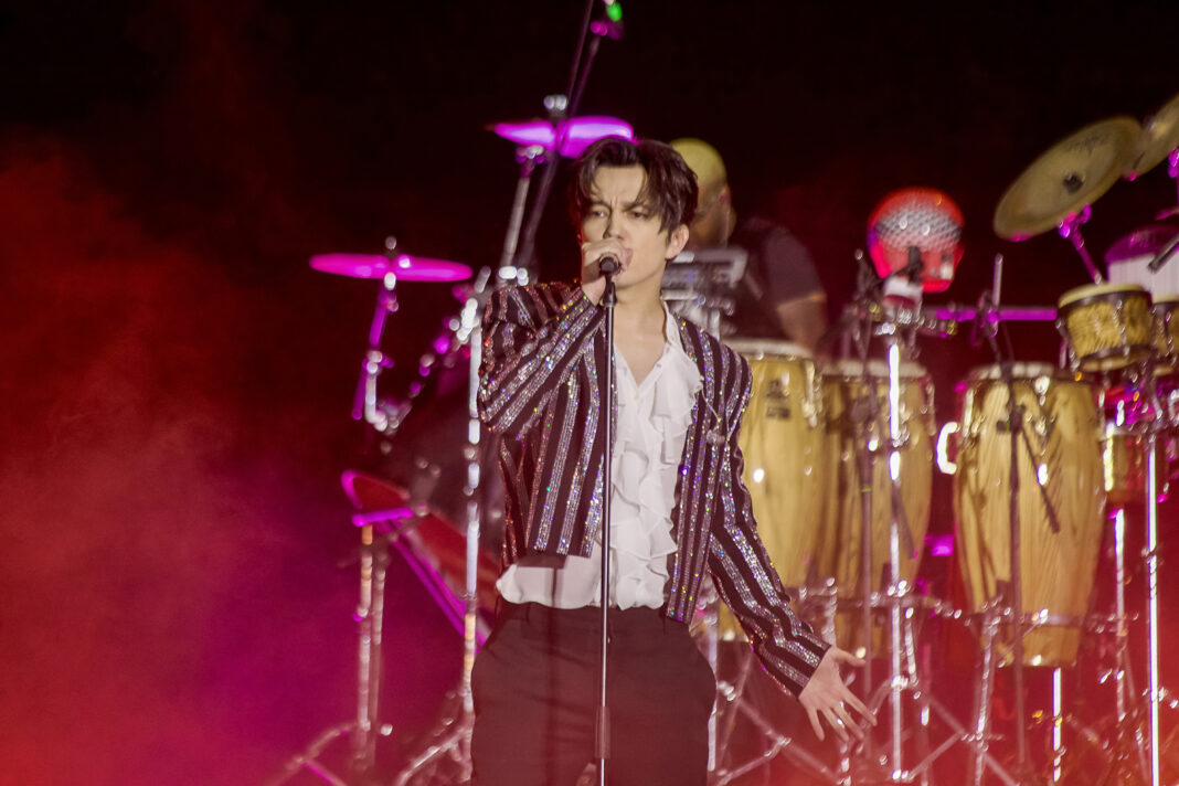 Димаш Кудайберген дал первый сольный концерт в Египте