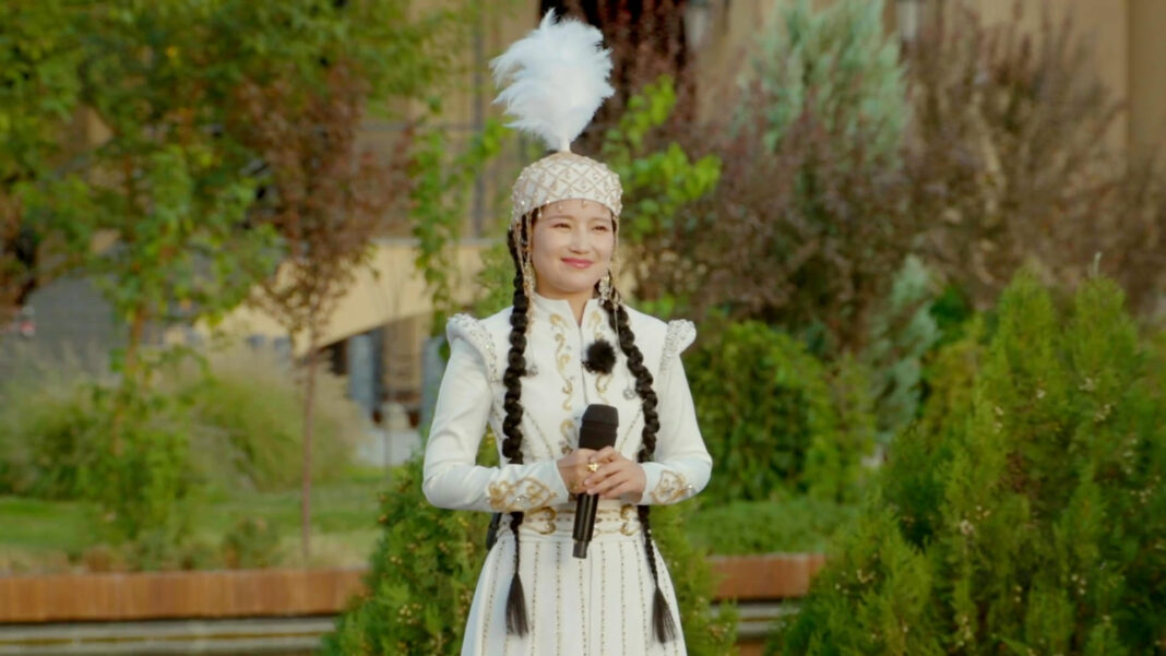 Как впечатления от Туркестана выразились в песнях - Димаш Кудайберген представляет третий эпизод проекта «Voice Beyond Horizon» Как впечатления от Туркестана выразились в песнях - Димаш Кудайберген представляет третий эпизод проекта «Voice Beyond Horizon»