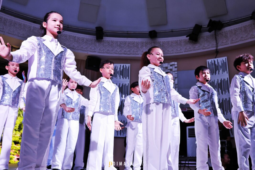 «Димаш: Один голос – тысяча народов» - в Алматы состоялось открытие выставки народных музыкальных инструментов