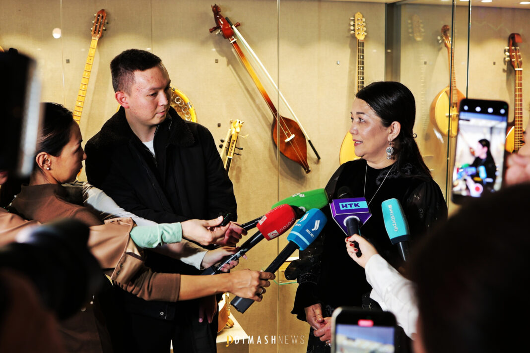 «Димаш: Один голос – тысяча народов» - в Алматы состоялось открытие выставки народных музыкальных инструментов