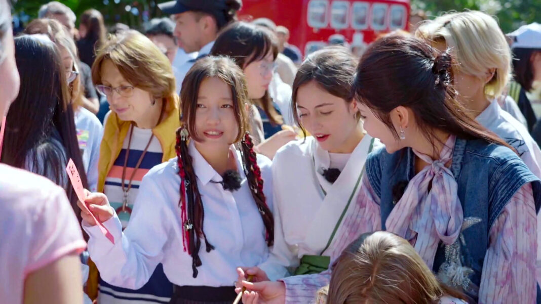 «Яблочный фестиваль», Арбат и озеро Каинды – участники шоу Димаша Кудайбергена «Voice Beyond Horizon» в новом путешествии по Казахстану «Яблочный фестиваль», Арбат и озеро Каинды – участники шоу Димаша Кудайбергена «Voice Beyond Horizon» в новом путешествии по Казахстану