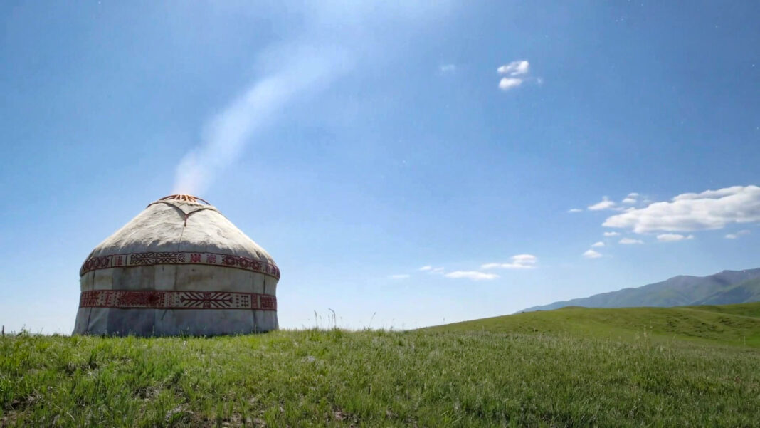 Море, каньоны и музыка: Мангистау глазами участников проекта Димаша "Voice Beyond Horizon"