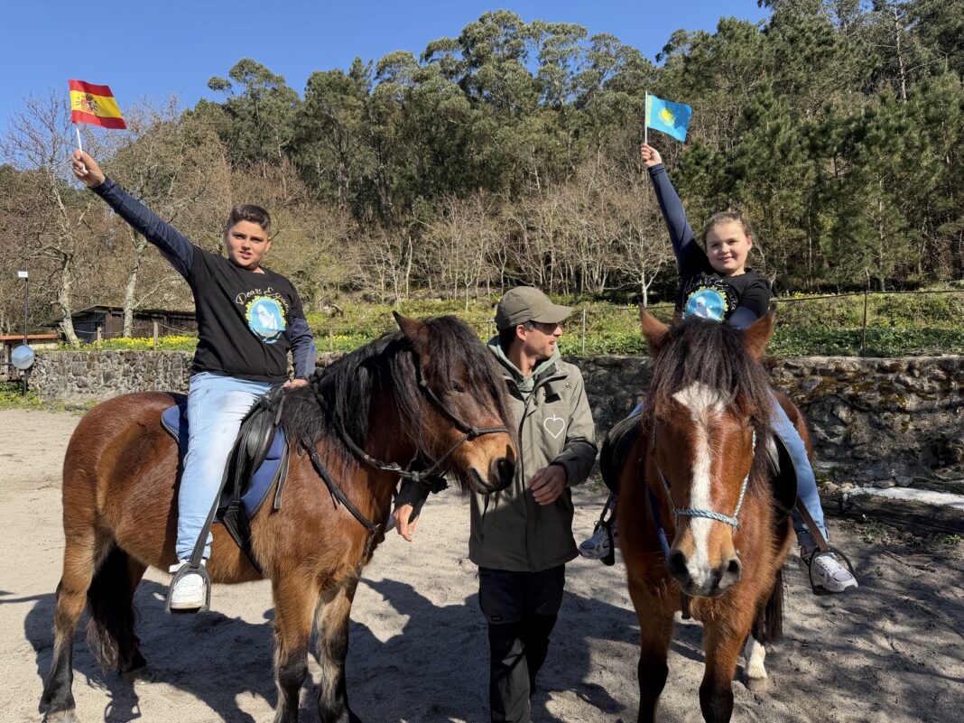 Галисийская долина превратилась в казахскую степь: испанские фанаты Димаша снимают видеоклип ко дню рождения артиста