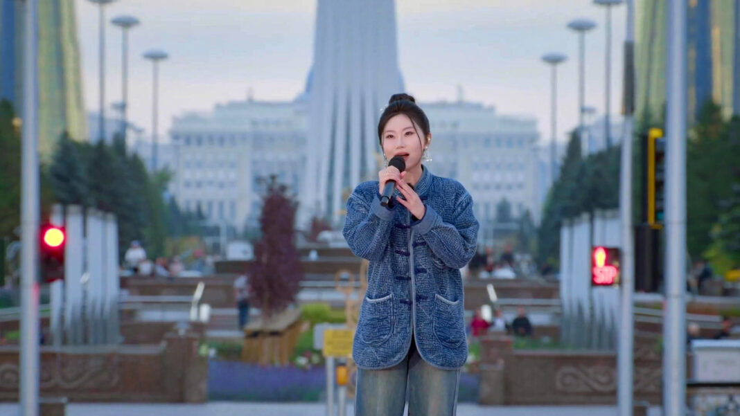 Выступления у Байтерека: столица Казахстана встретила шоу Димаша Кудайбергена Voice Beyond Horizon