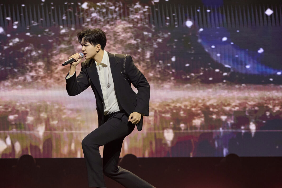 Димаш Кудайберген получил первую награду в Китае в качестве продюсера