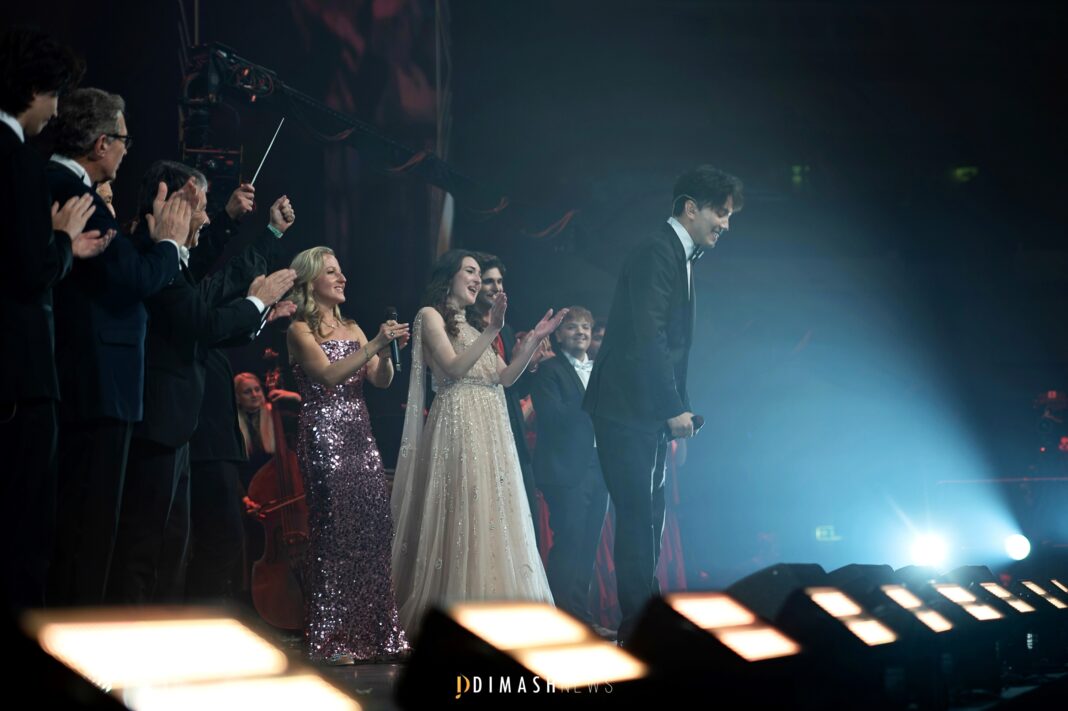 Музыкальное созвездие в Будапеште: в столице Венгрии состоялся концерт «Три иконы» с участием Пласидо Доминго и Димаша Кудайбергена