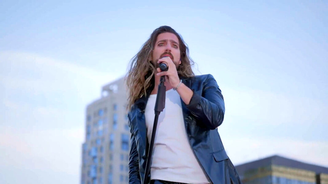 Выступления у Байтерека: столица Казахстана встретила шоу Димаша Кудайбергена Voice Beyond Horizon