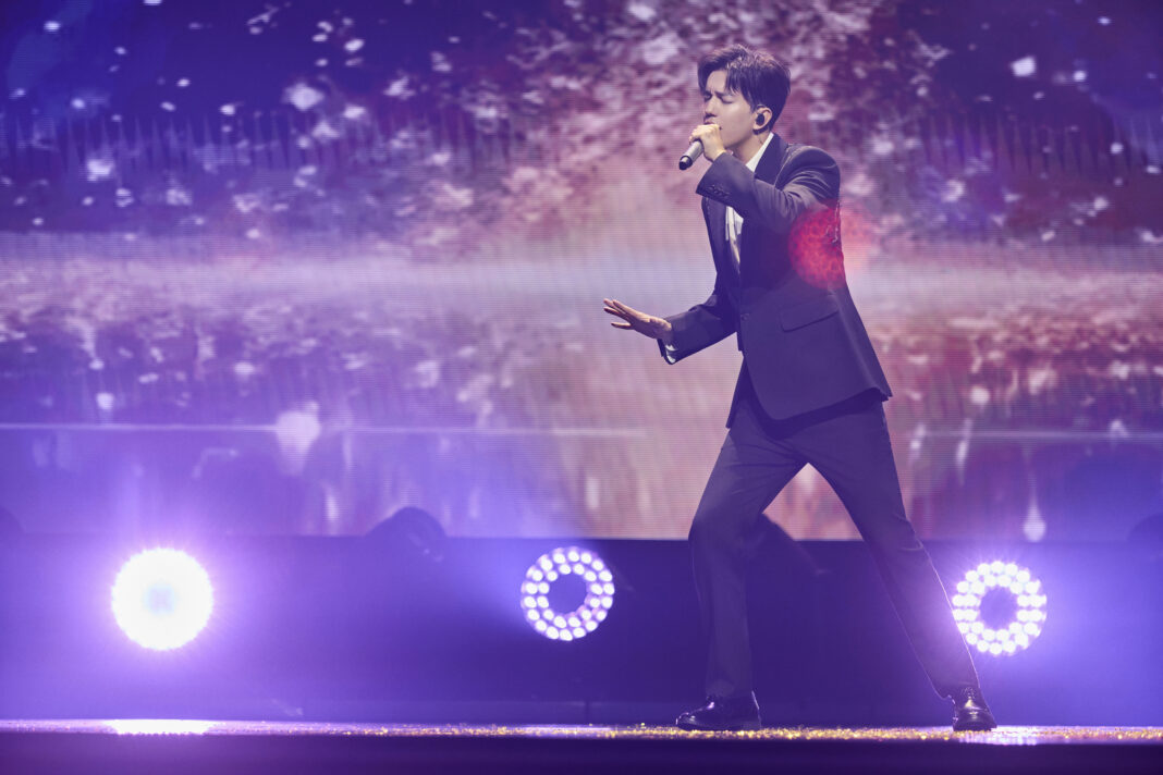 Димаш Кудайберген получил первую награду в Китае в качестве продюсера