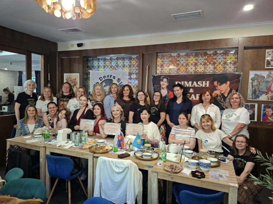 Словацкие поклонники Димаша направили 2000 евро на помощь нуждающимся 